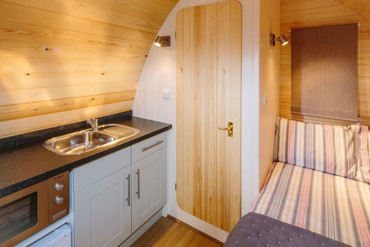 Mallow Glamping Pod Cheltenham Exterior photo